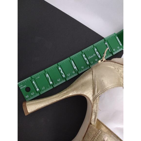 BCBGeneration Shoes Womens Size 8 Gold Strappy Platform Heel Sandals Party - Picture 6 of 8